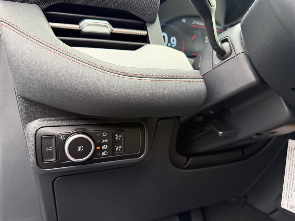 New 2025 Ford Explorer Active w/ Active Comfort Package image 21
