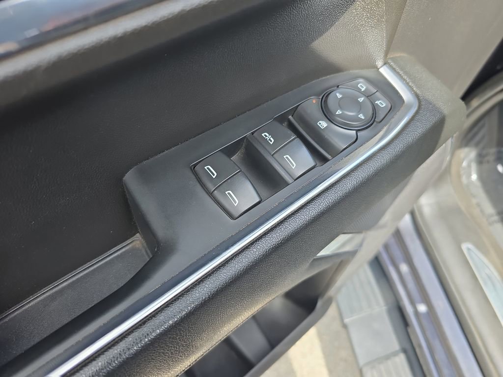 Used 2024 Chevrolet Silverado 1500 LT Trail Boss image 17