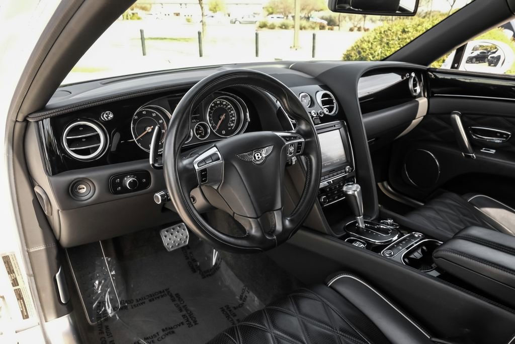 Used 2016 Bentley Flying Spur V8 AWD/4WD image 13