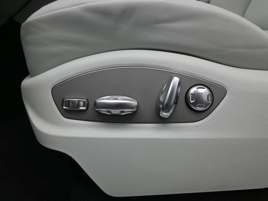 New 2026 Porsche Macan S AWD/4WD image 15