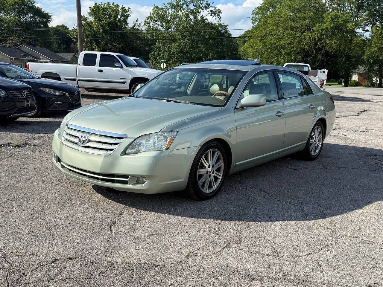 Used 2005 Toyota Avalon Limited FWD image 16