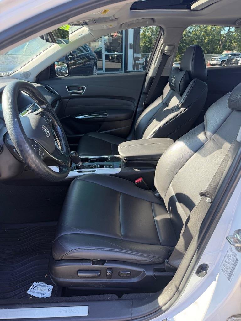 Used 2020 Acura TLX FWD image 9