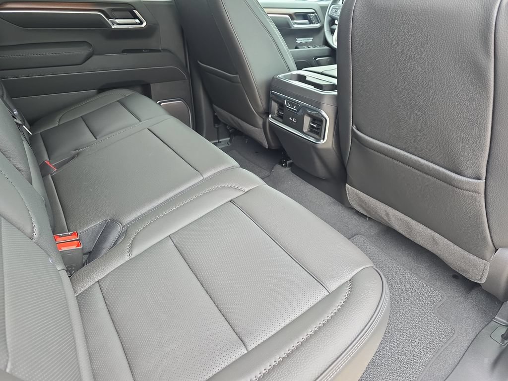 New 2026 GMC Sierra 1500 Denali w/ Technology Package AWD/4WD image 11