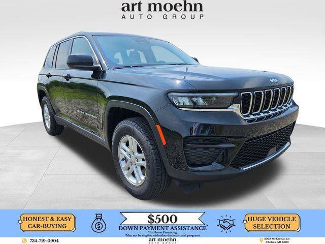 Used 2023 Jeep Grand Cherokee Laredo
