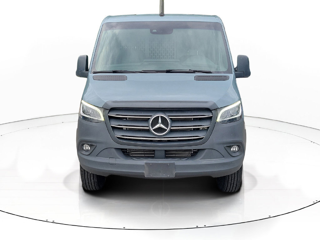 Used 2023 Mercedes-Benz Sprinter 2500 image 2