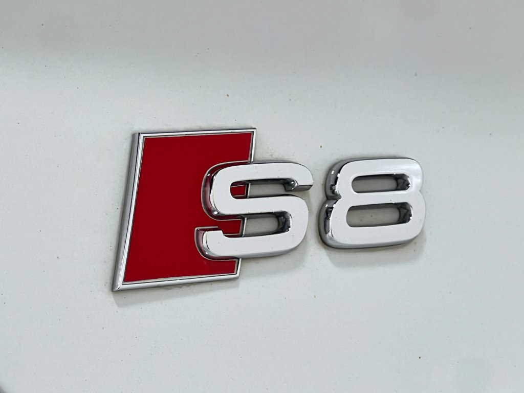 Used 2015 Audi S8 AWD/4WD image 41