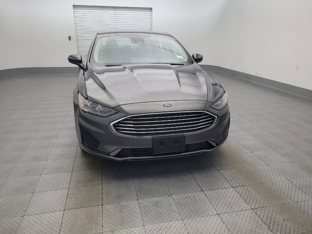 Used 2019 Ford Fusion SE FWD image 14