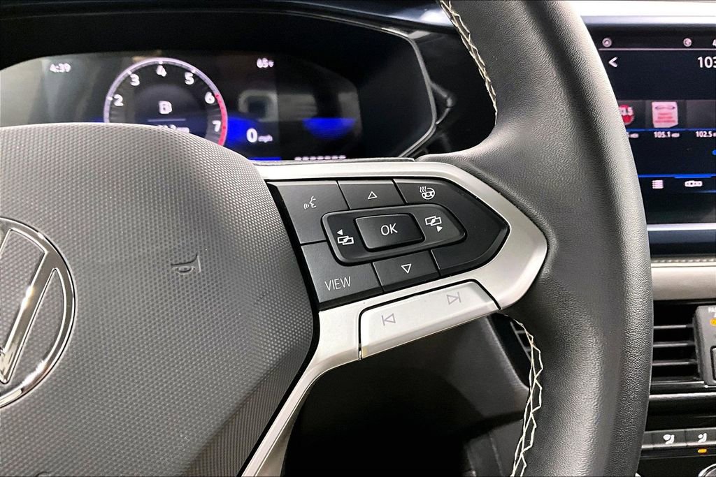 Used 2024 Volkswagen Taos SE image 24