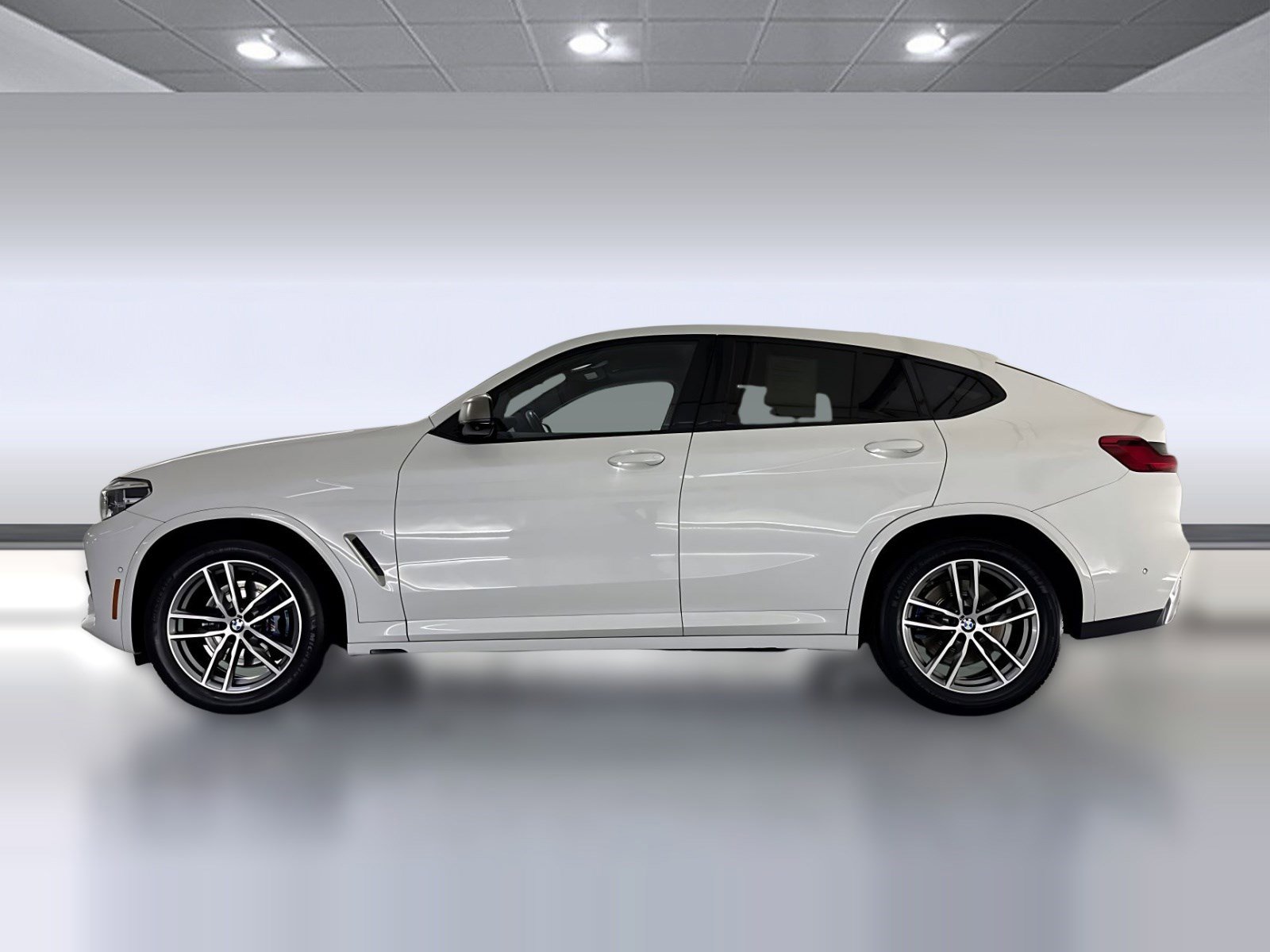 Used 2019 BMW X4 M40i w/ Executive Package image 2