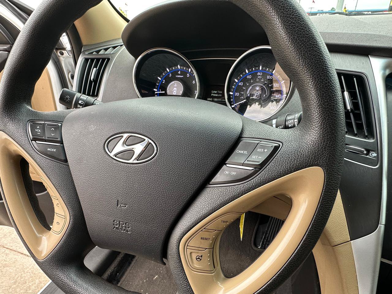 Used 2014 Hyundai Sonata GLS w/ Popular Equipment Group 2 FWD image 12