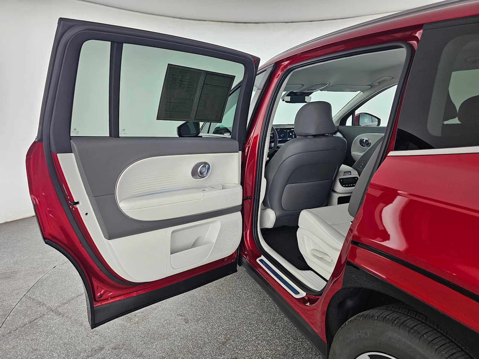 Used 2026 Hyundai Ioniq 9 SEL image 18