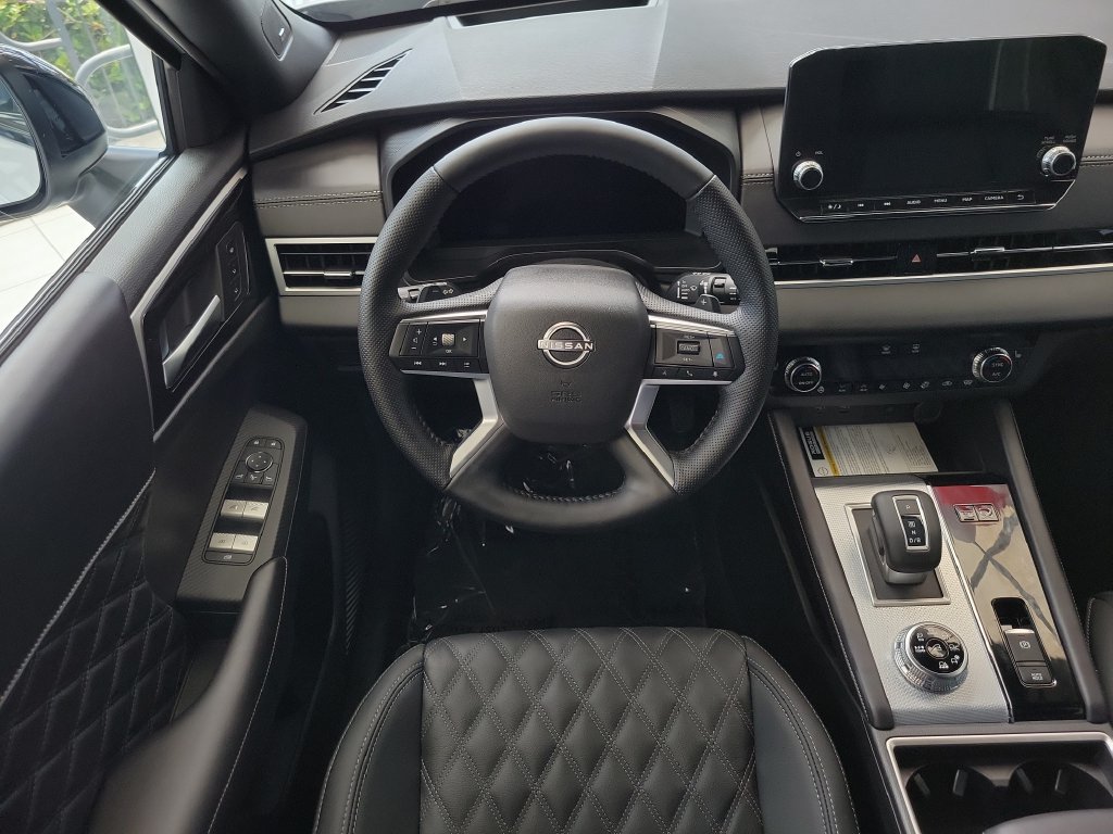 New 2026 Nissan Rogue Platinum AWD/4WD image 19