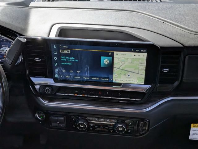 Used 2025 Chevrolet Silverado 1500 LT AWD/4WD image 11