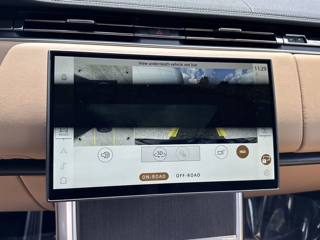 New 2025 Land Rover Range Rover SE image 24