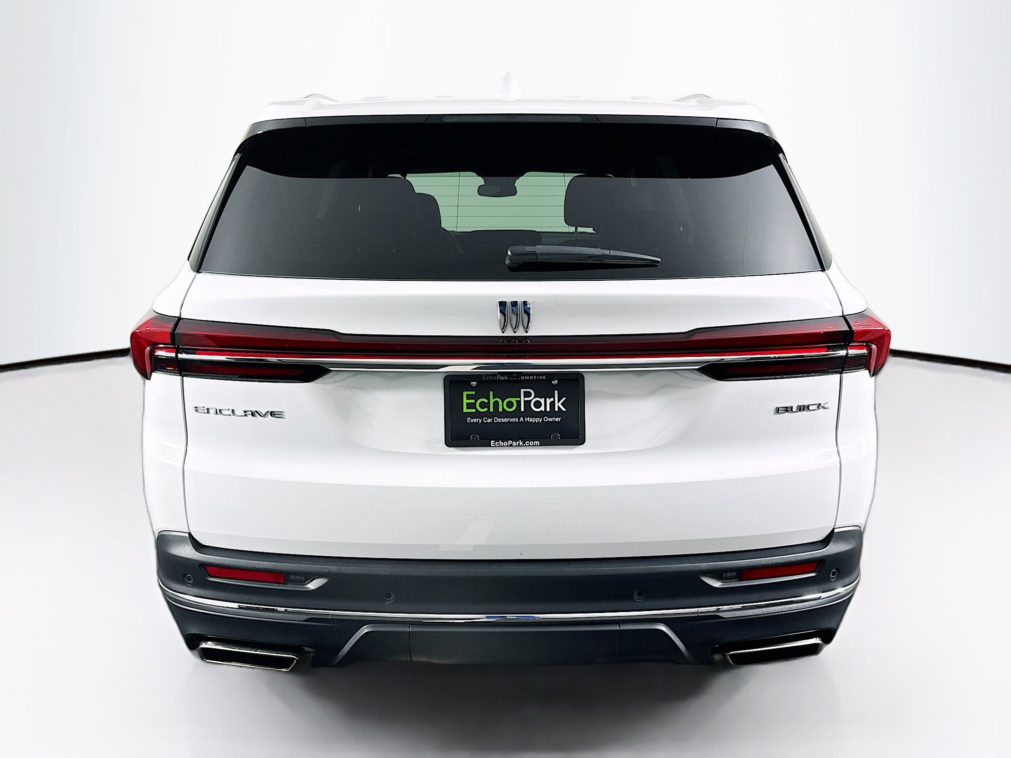 Used 2025 Buick Enclave Preferred FWD image 7