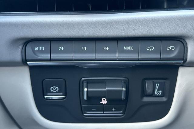 New 2026 Cadillac Escalade ESV Platinum Sport w/ LPO, ONYX Package image 32
