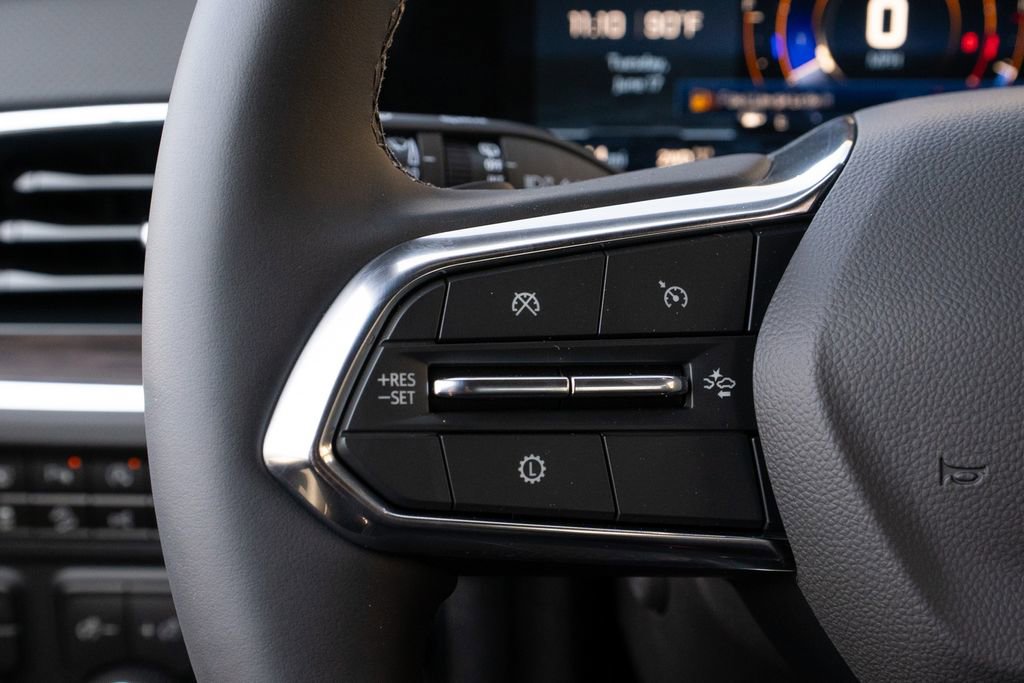 New 2025 Chevrolet Suburban Premier w/ Sun And Tow Package image 17