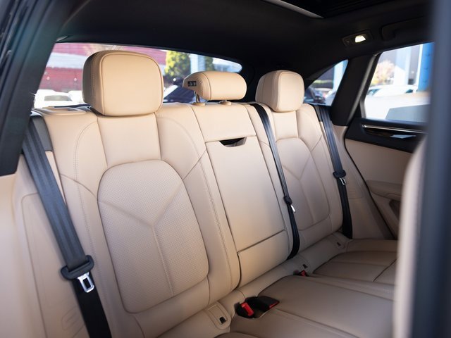 New 2026 Porsche Macan image 46