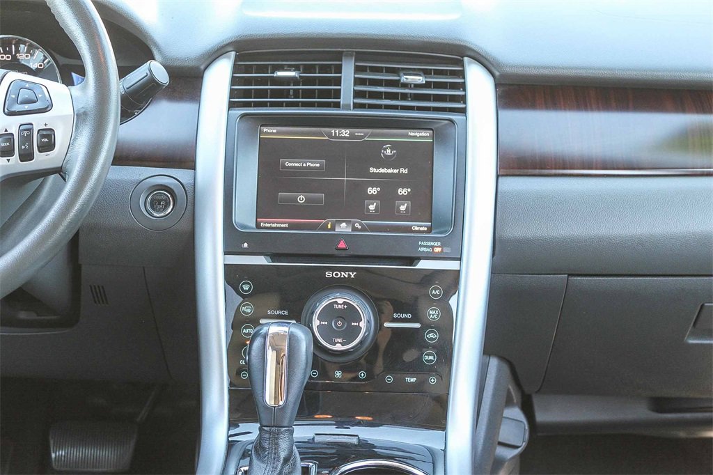 Used 2012 Ford Edge Limited image 17