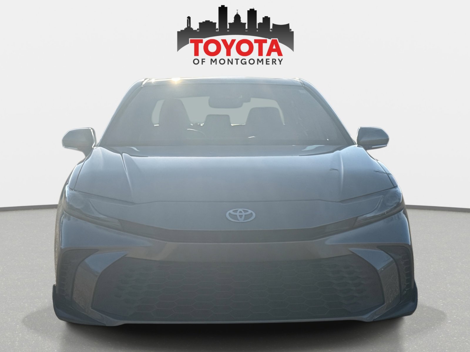 Used 2025 Toyota Camry SE image 8