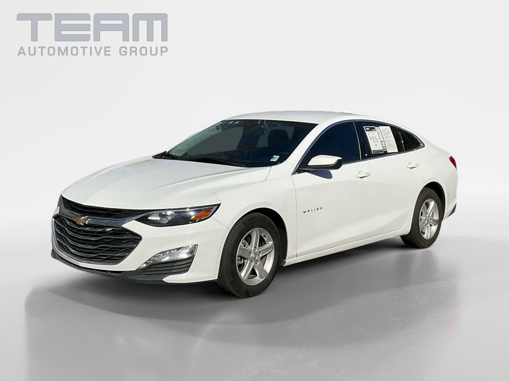 Used 2023 Chevrolet Malibu LT image 3