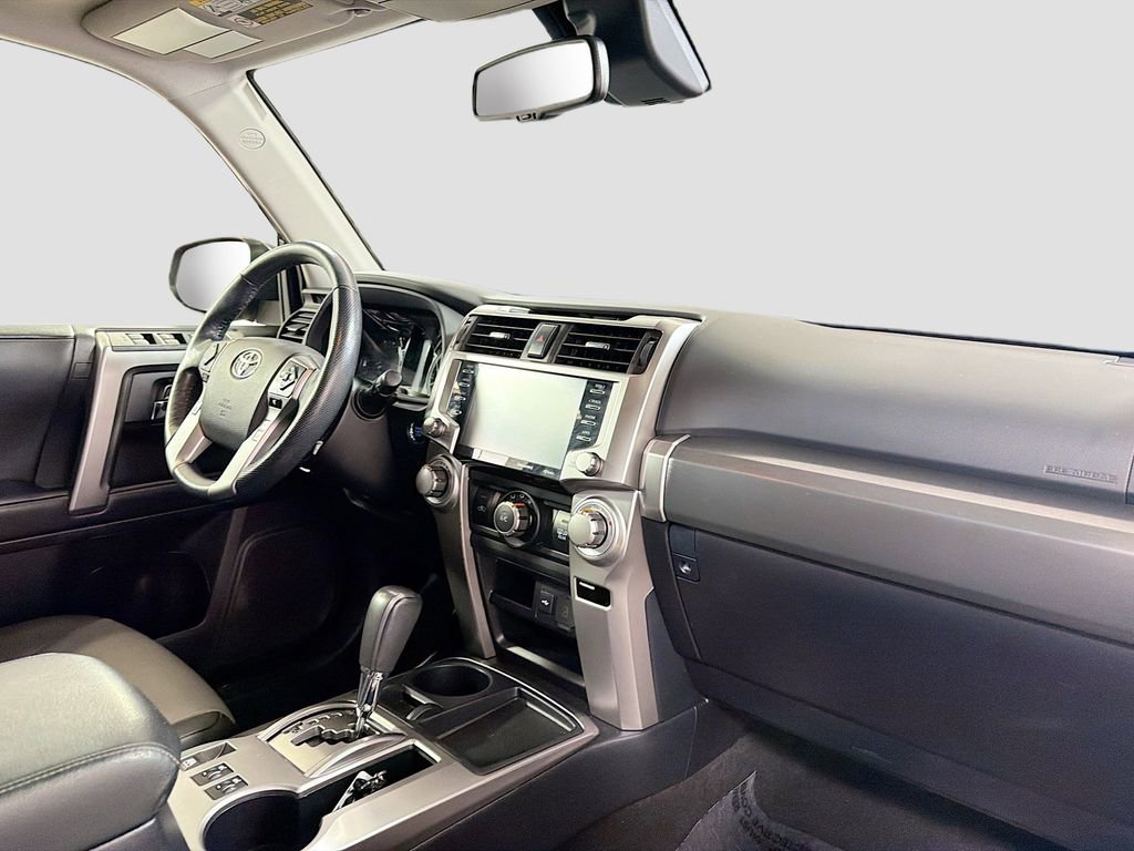 Used 2023 Toyota 4Runner SR5 Premium w/ Moonroof Package RWD image 32
