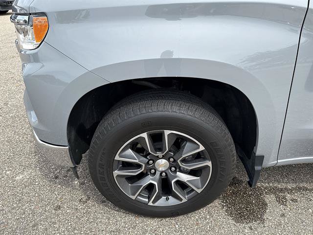 Used 2024 Chevrolet Silverado 1500 LT AWD/4WD image 47