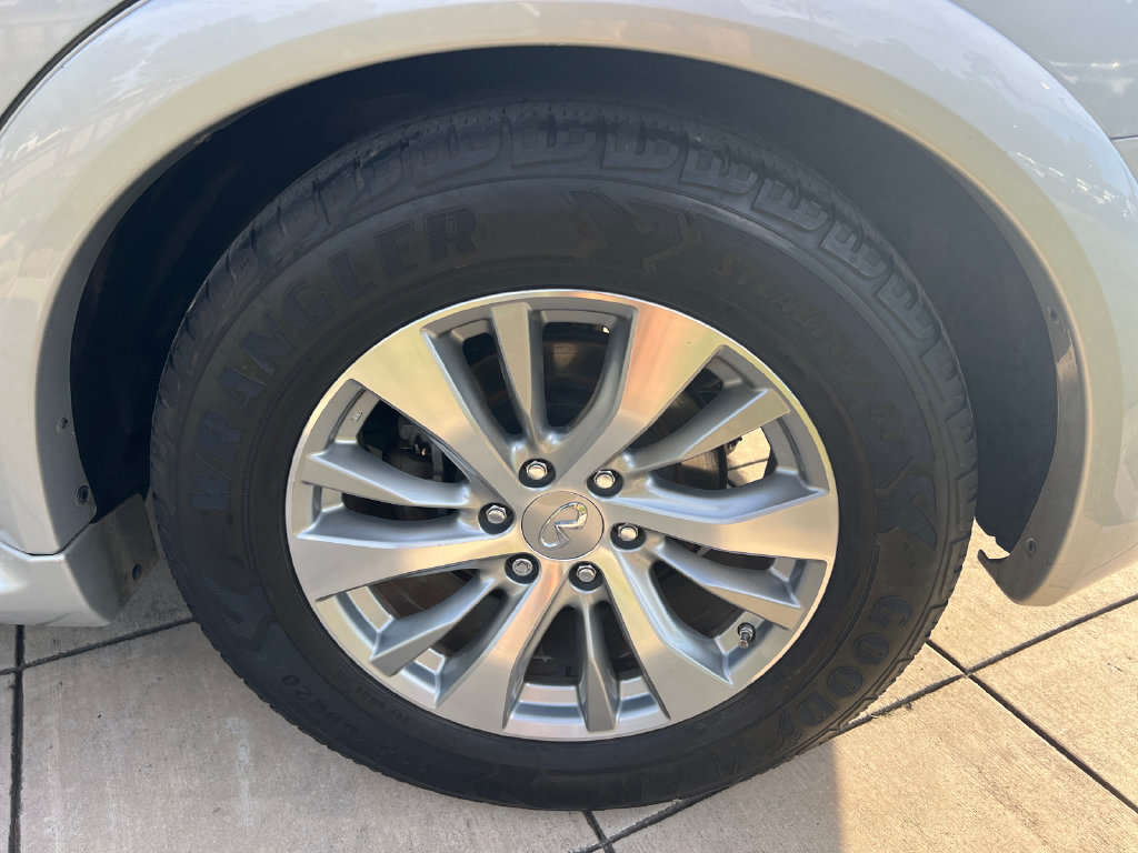 Used 2017 INFINITI QX80 2WD image 15