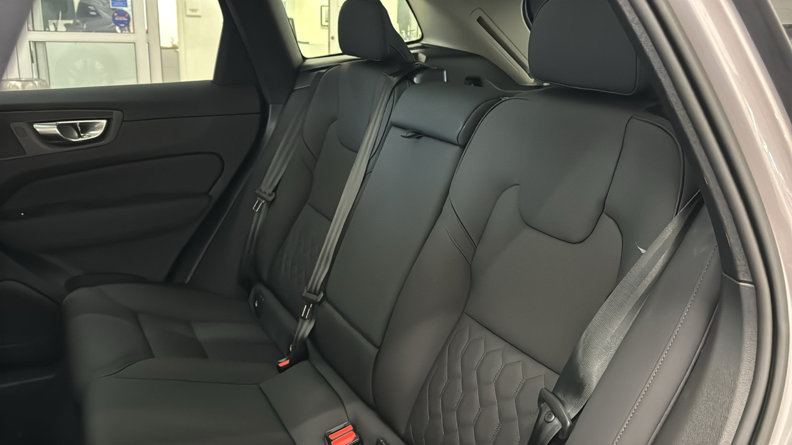 New 2026 Volvo XC60 B5 Plus w/ Protection Package Premier AWD/4WD image 26