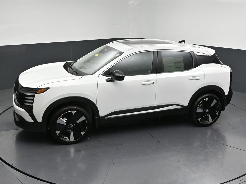 New 2026 Nissan Kicks SR w/ SR Premium Package AWD/4WD image 28