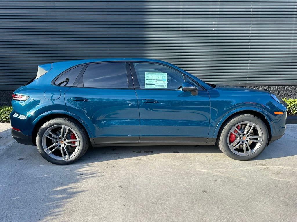 Certified 2026 Porsche Cayenne S AWD/4WD image 10