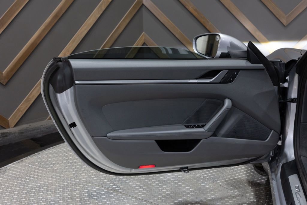 Used 2023 Porsche 911 Carrera w/ Sport Chrono Package image 36