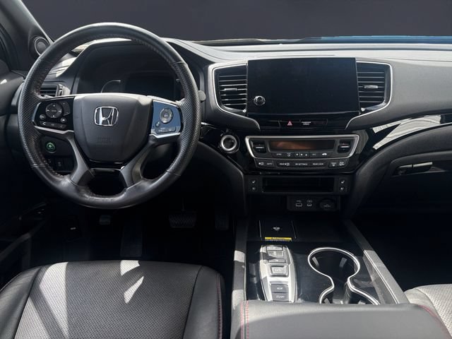Used 2025 Honda Passport Black Edition image 10