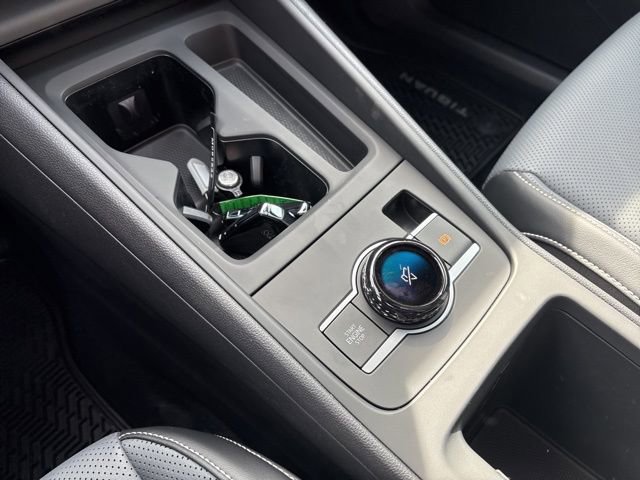 New 2026 Volkswagen Tiguan SE R-Line AWD/4WD image 11
