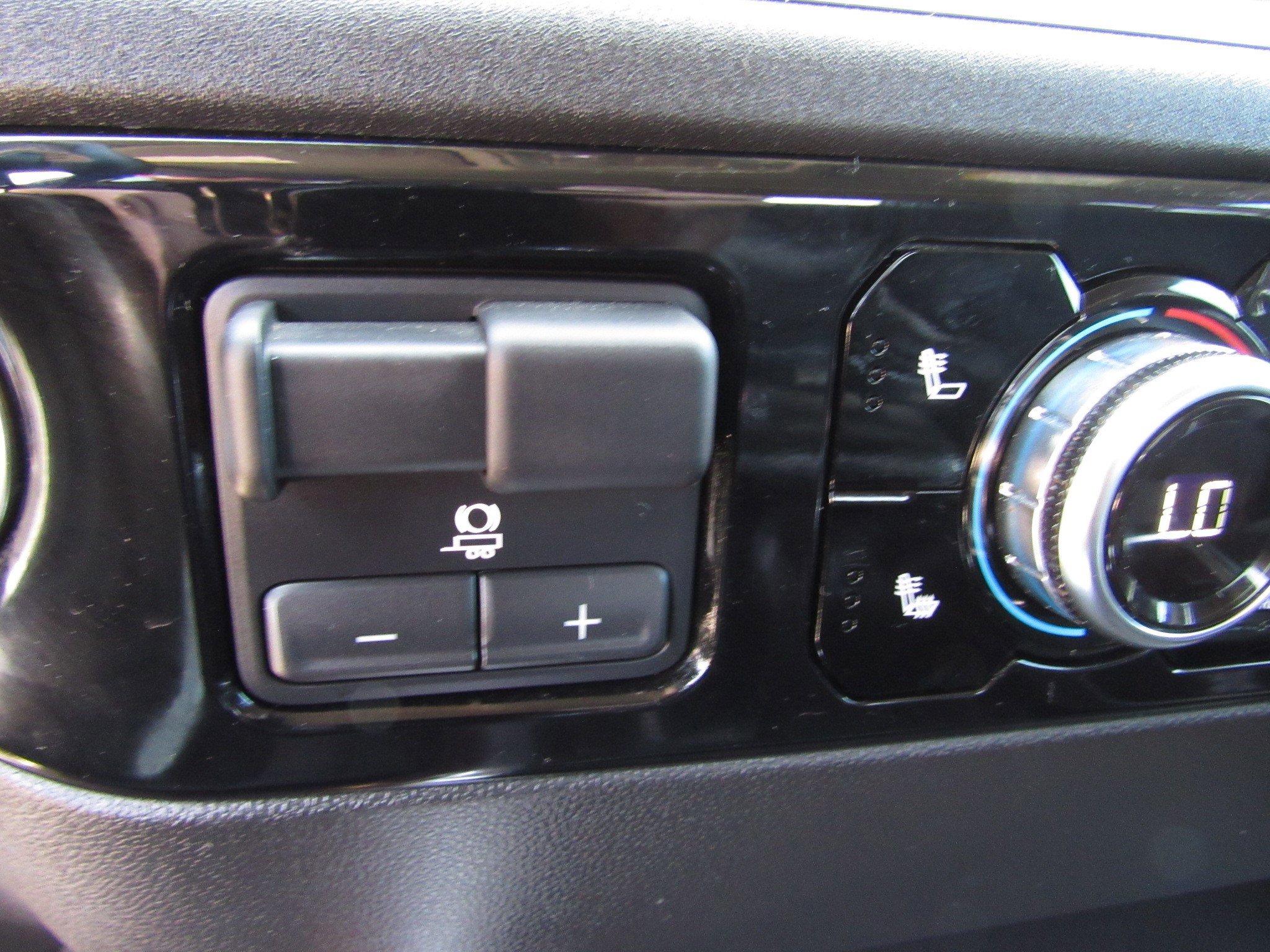 Used 2025 GMC Sierra 1500 Elevation image 21