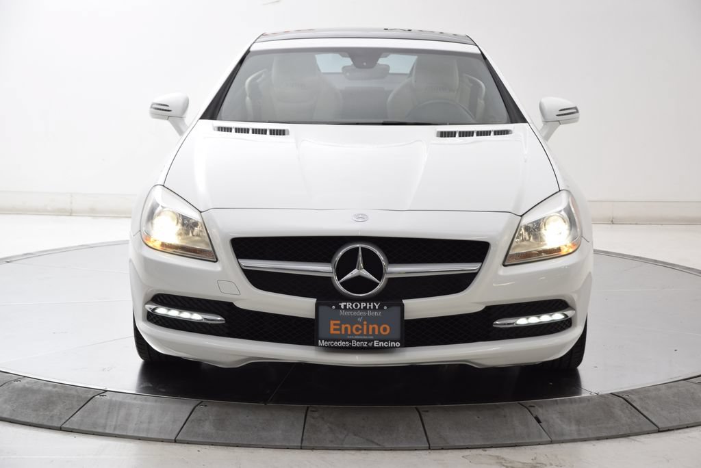 Used 2016 Mercedes-Benz SLK 300 image 9