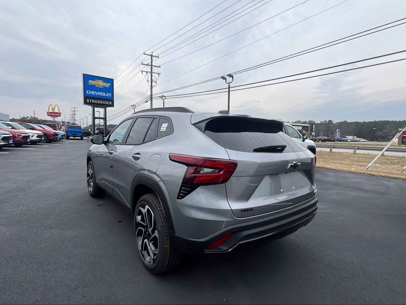 New 2026 Chevrolet Trax RS FWD image 3