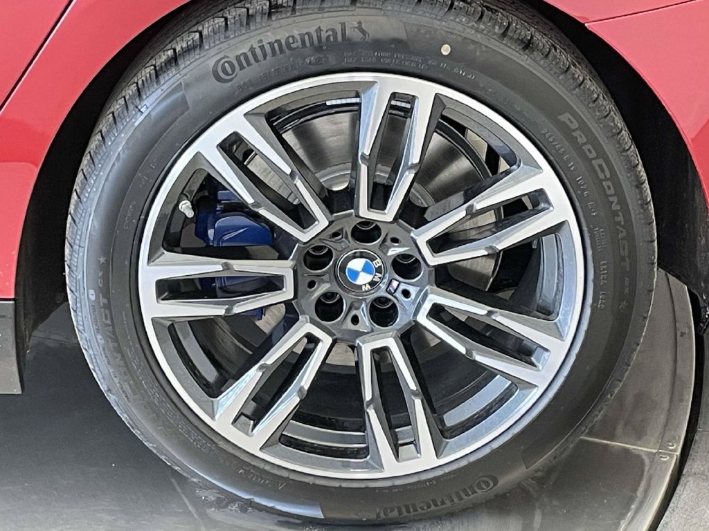 New 2026 BMW 530i xDrive w/ M Sport Package AWD/4WD image 12