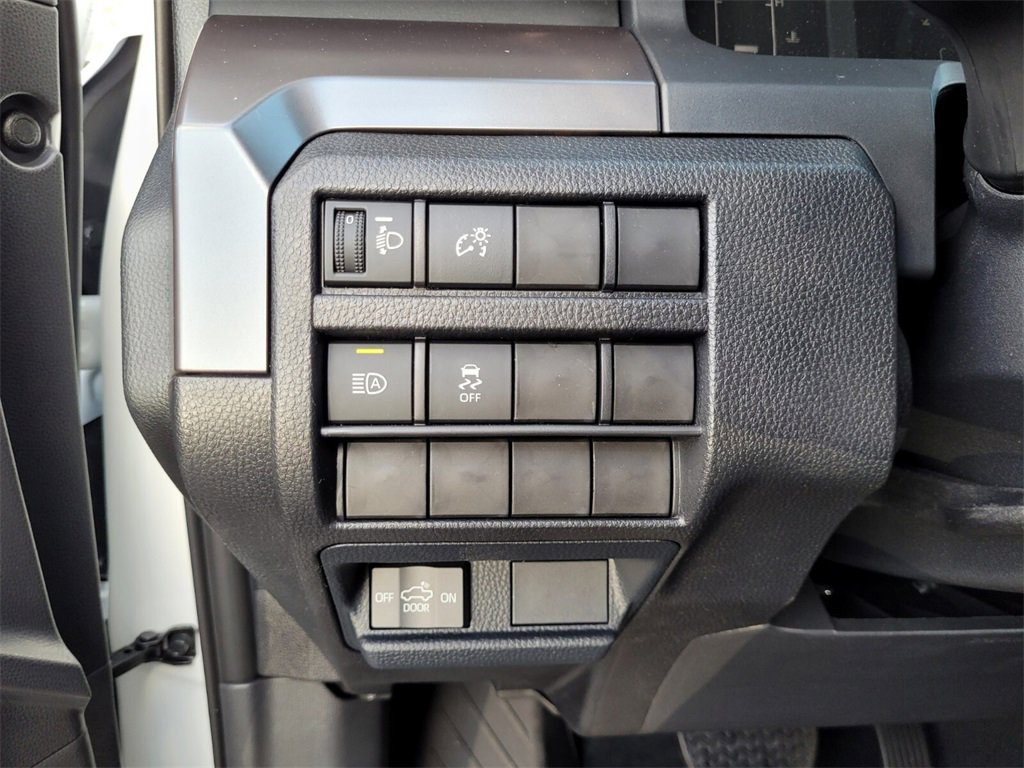 New 2025 Toyota Tacoma SR5 image 28