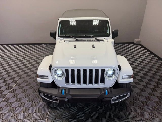 Used 2022 Jeep Wrangler Unlimited Sahara image 4