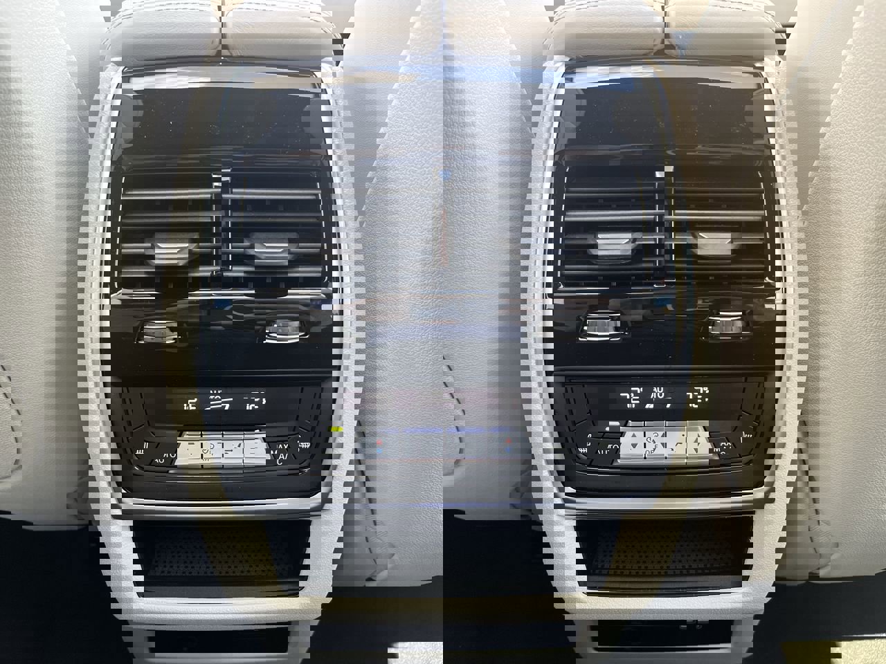 New 2026 BMW X5 sDrive40i image 31