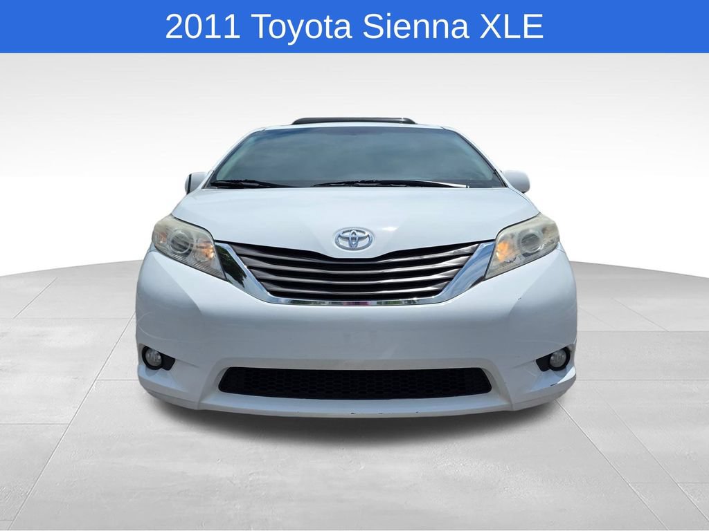 Used 2011 Toyota Sienna XLE FWD image 9