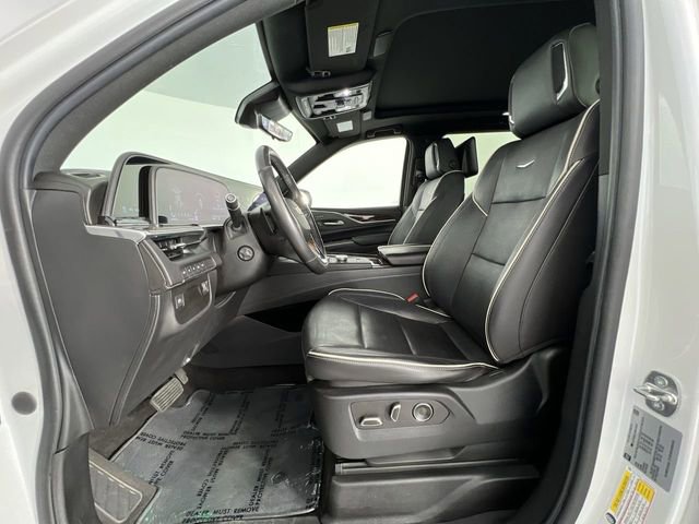Certified 2021 Cadillac Escalade Premium Luxury w/ LPO, Illumination Package image 20