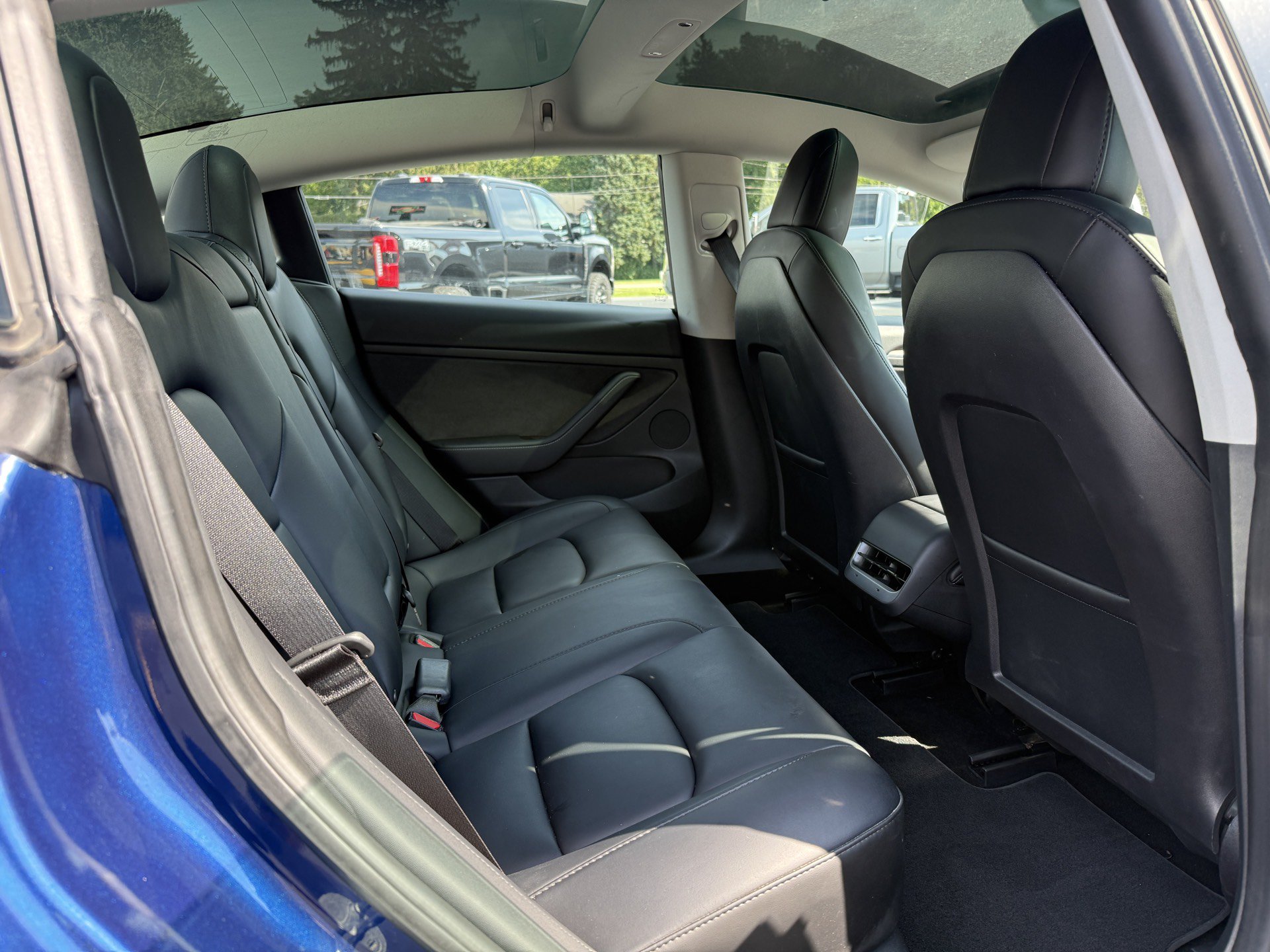 Used 2023 Tesla Model 3 Standard Range RWD image 25