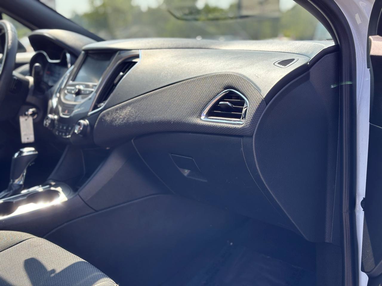 Used 2017 Chevrolet Cruze LT w/ Redline Edition FWD image 40