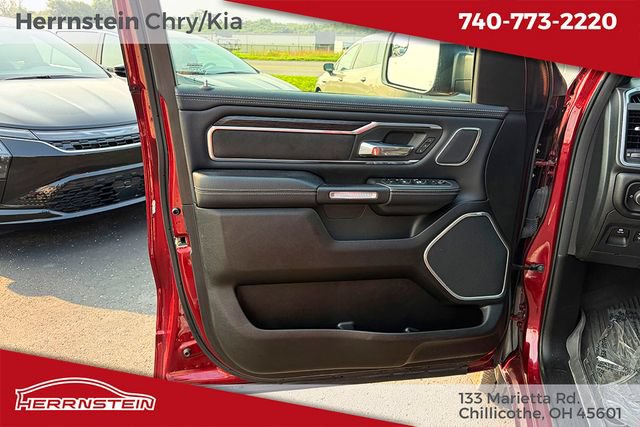 Used 2023 RAM 1500 Laramie AWD/4WD image 11