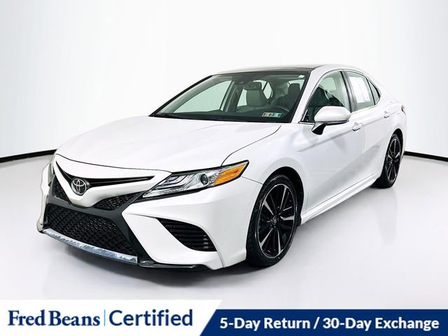 Used 2020 Toyota Camry XSE video 3