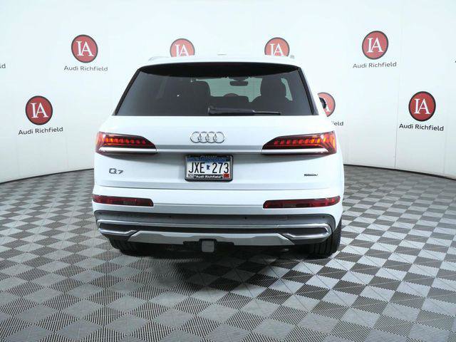 Used 2023 Audi Q7 2.0T Premium w/ Convenience Package AWD/4WD image 7