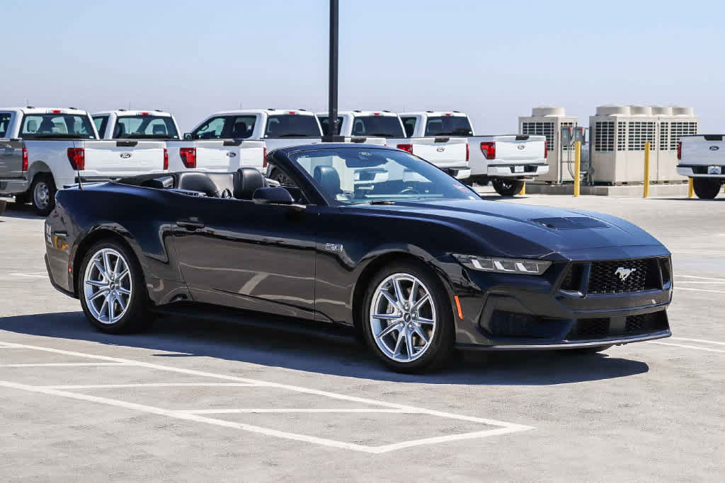 Used 2024 Ford Mustang GT Premium RWD image 9