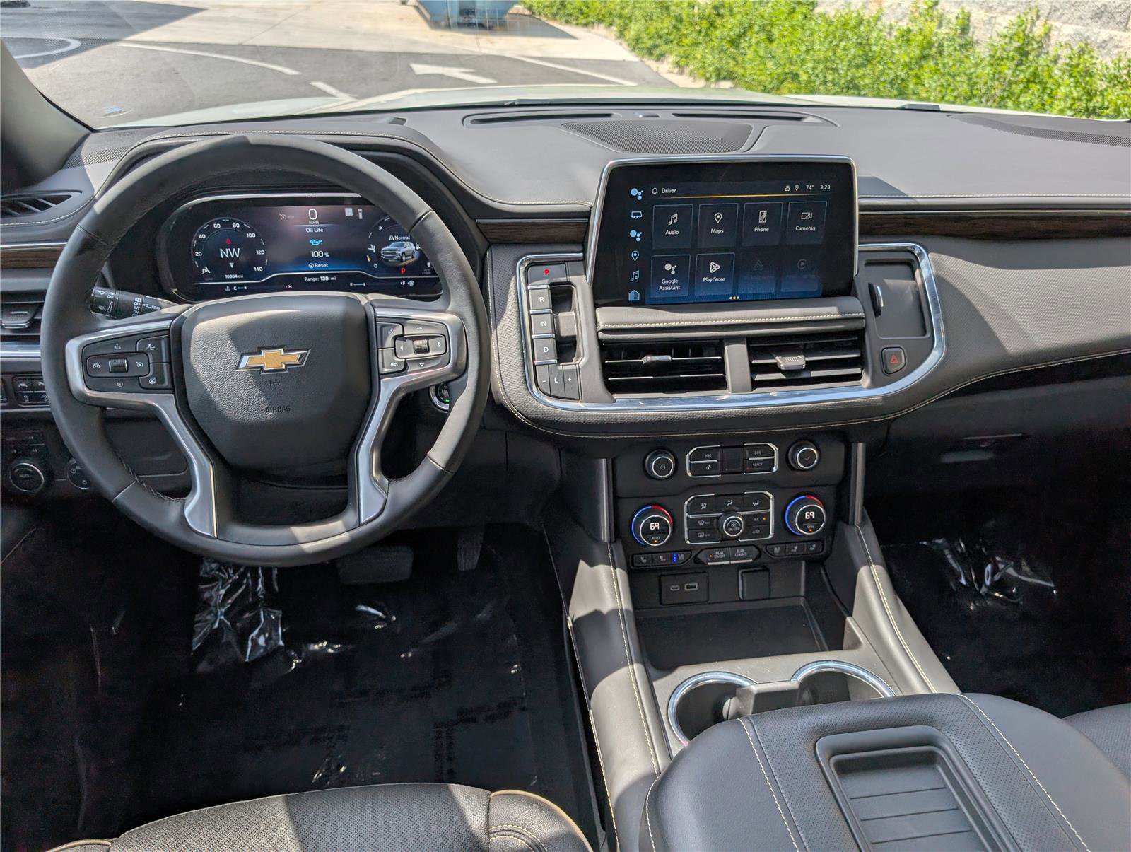 Used 2023 Chevrolet Tahoe Premier AWD/4WD image 21